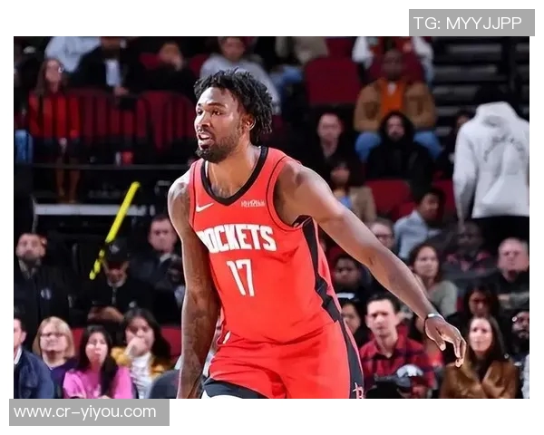 爱德华兹表现出色18投13中砍下32分3篮板6助攻但7次失误略显多余